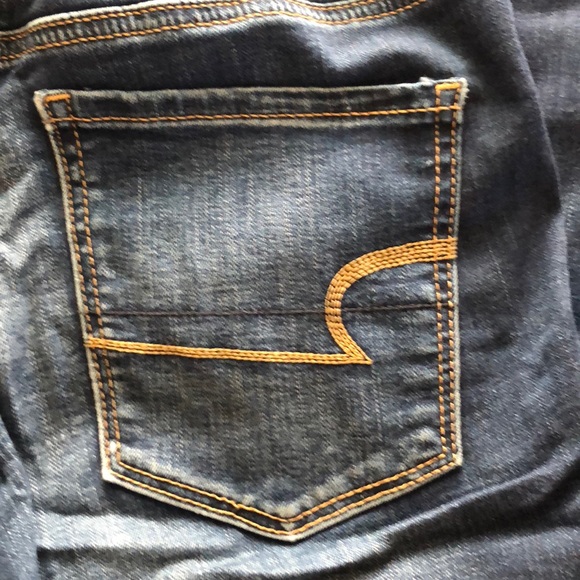 American Eagle Blue Jeans - Picture 6 of 8